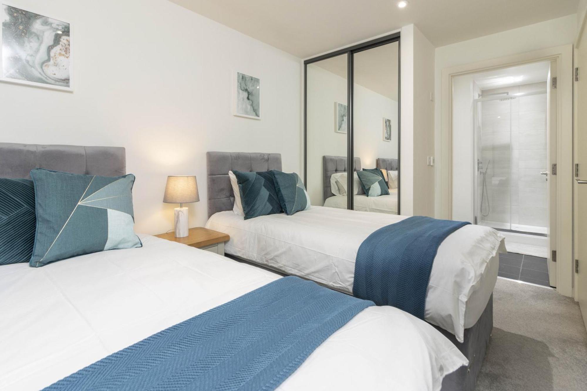 Linacre 1&2 - One And Two Bed Flat Behind The Cathedral With Free Parking And Fast Wifi Apartment Ексетър Екстериор снимка