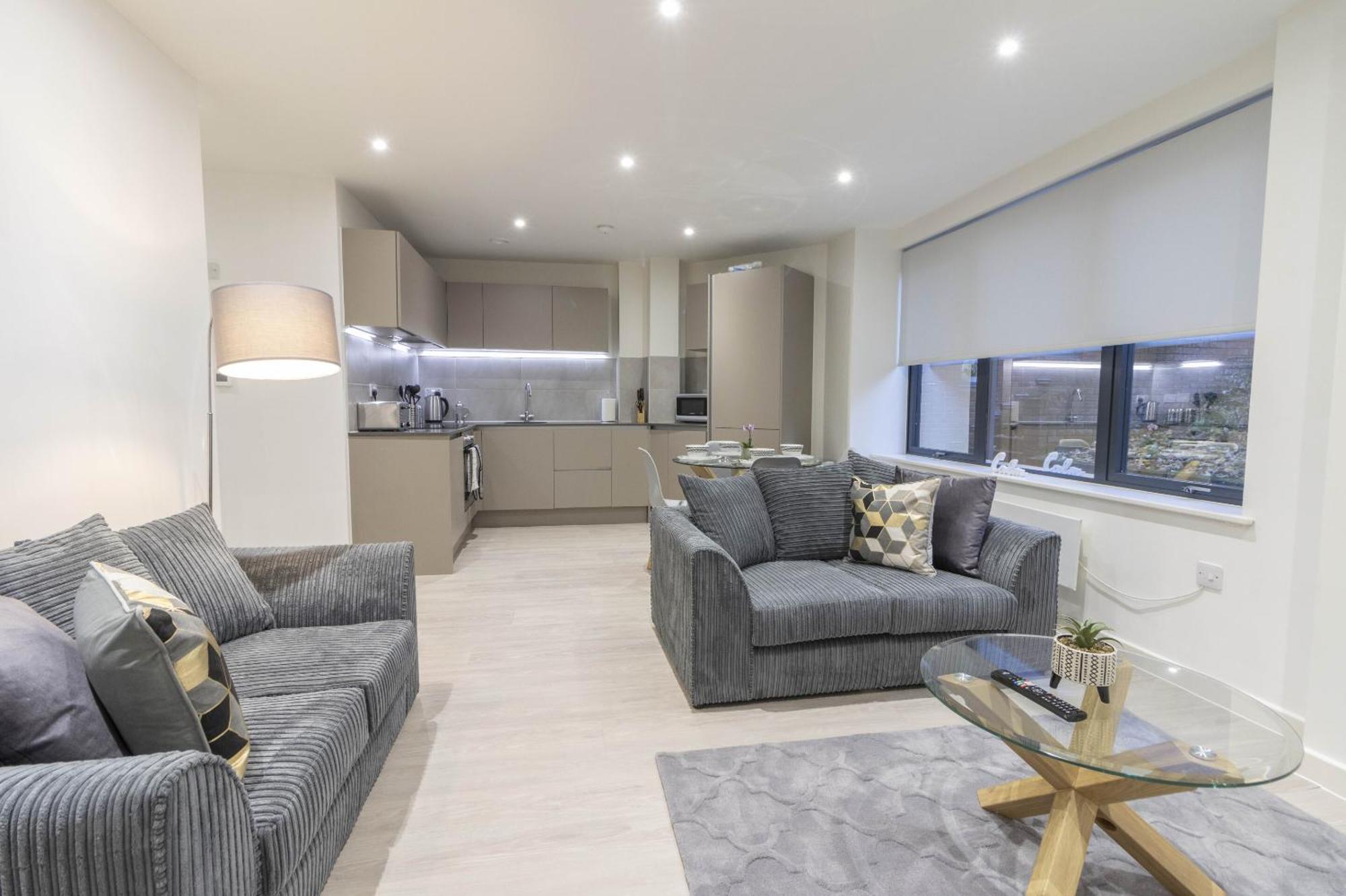 Linacre 1&2 - One And Two Bed Flat Behind The Cathedral With Free Parking And Fast Wifi Apartment Ексетър Стая снимка