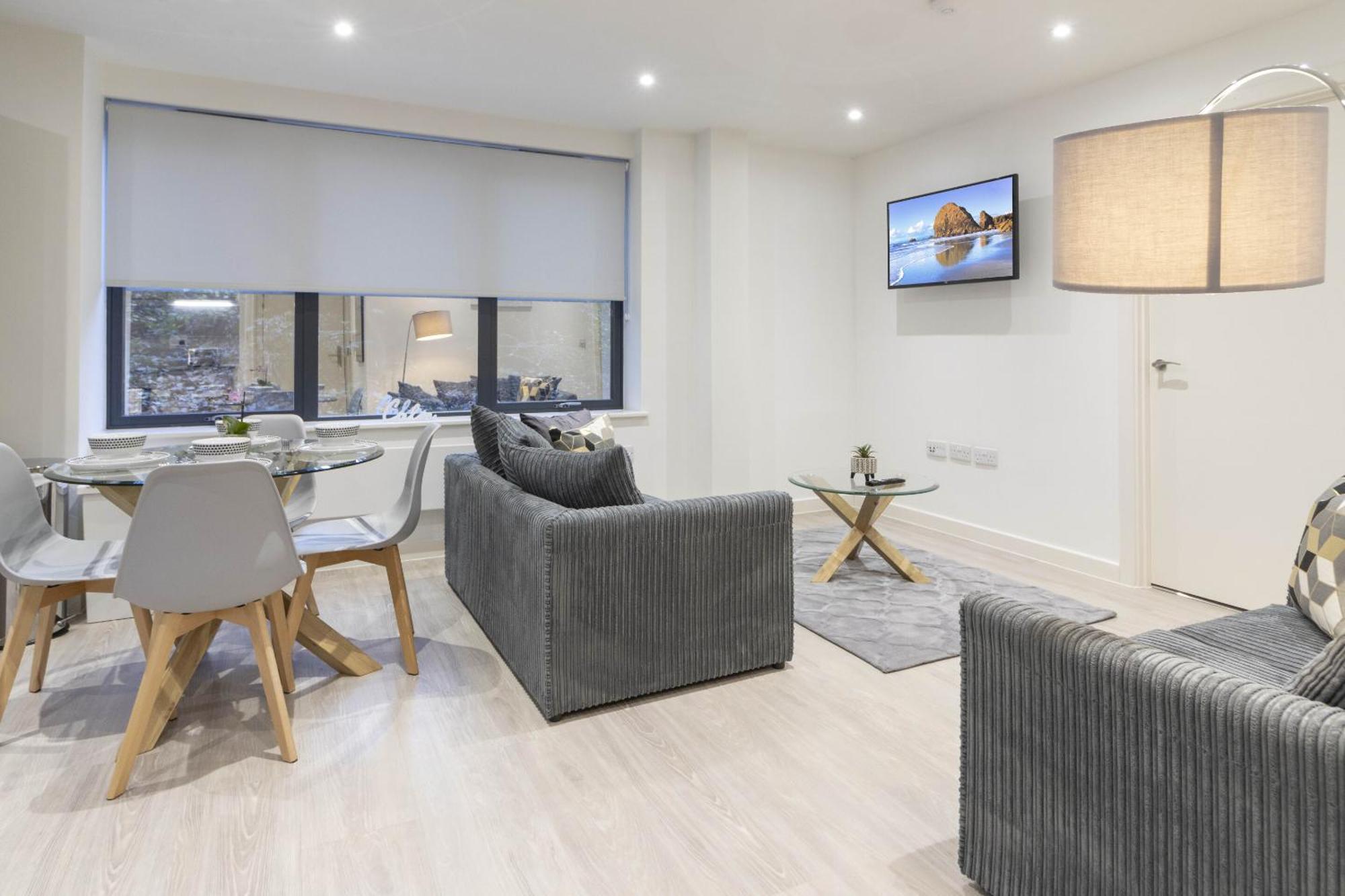 Linacre 1&2 - One And Two Bed Flat Behind The Cathedral With Free Parking And Fast Wifi Apartment Ексетър Стая снимка